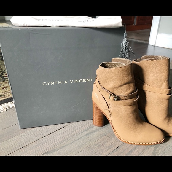 Cynthia Vincent Hue Booty - Picture 6 of 10